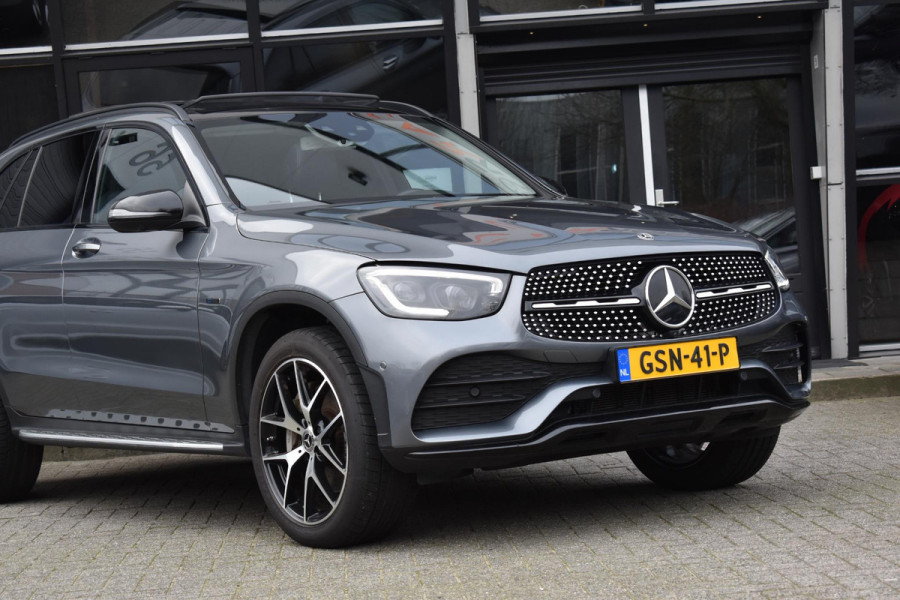 Mercedes-Benz GLC 300e 4MATIC Premium Plus Pano AMG Memory