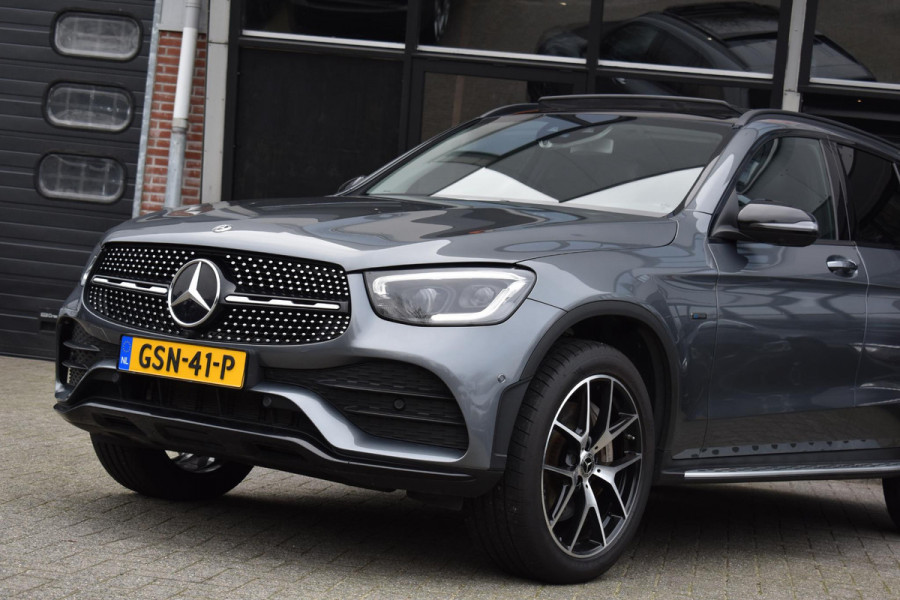 Mercedes-Benz GLC 300e 4MATIC Premium Plus Pano AMG Memory