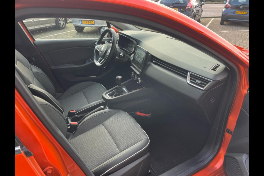 Renault Clio 1.0 TCe Intens / NIEUW model