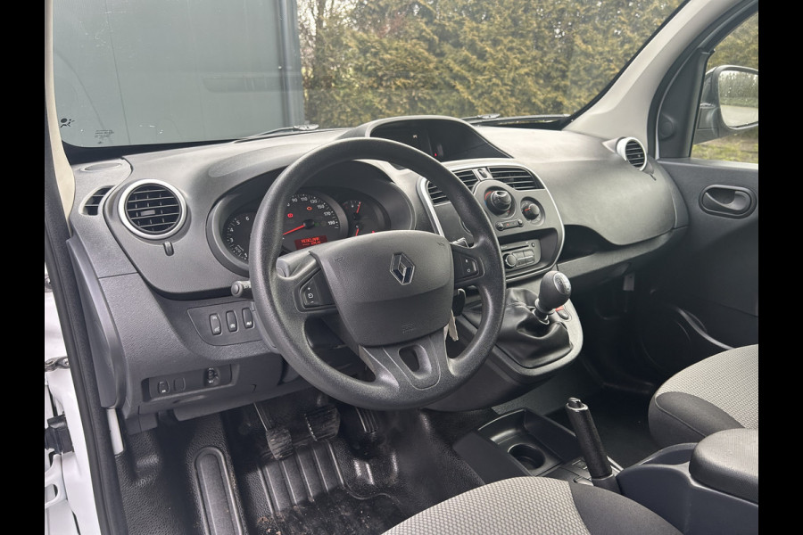 Renault Kangoo 1.5 Blue dCi 96PK / 6 BAK / 43.197 KM / NAVI / AIRCO / CRUISE / 1e EIG / PDC / INRICHTING