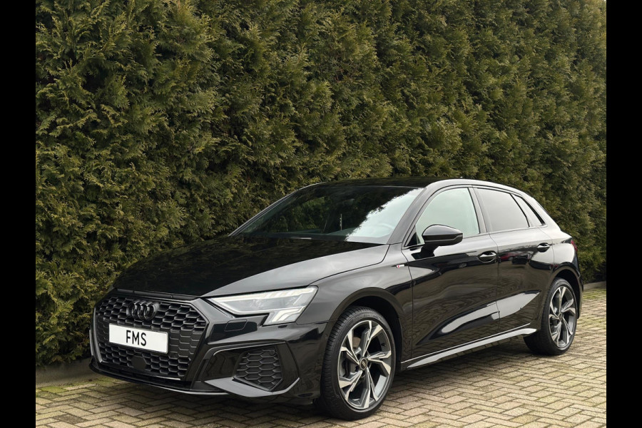 Audi A3 Sportback 35 TFSI 3x S-Line Camera CarPlay