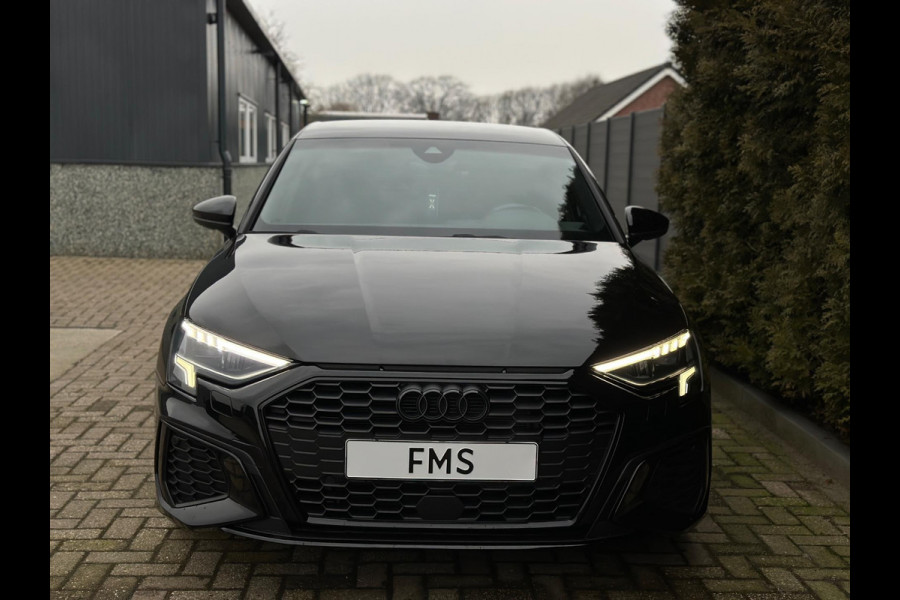 Audi A3 Sportback 35 TFSI 3x S-Line Camera CarPlay