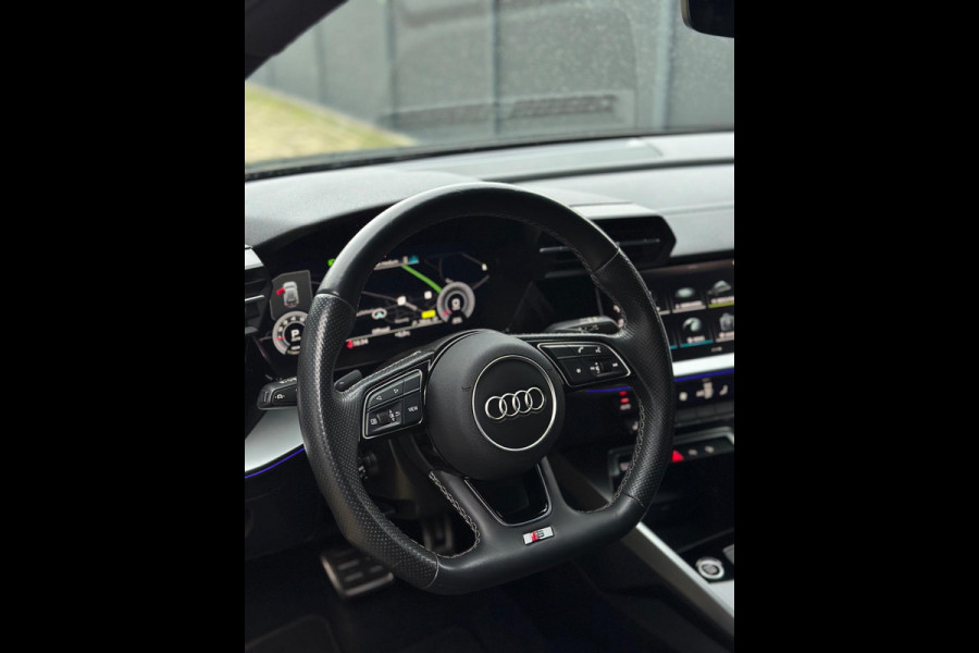 Audi A3 Sportback 35 TFSI 3x S-Line Camera CarPlay