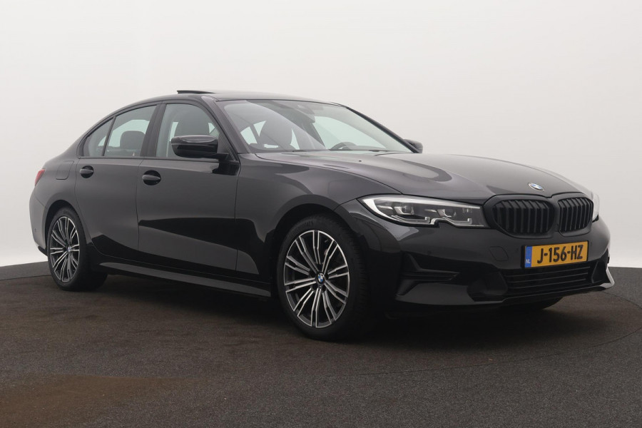 BMW 3-serie 320i High Executive Sport-Line AANBIEDING! (Dealer Onderhouden, Panorama, Navi Prof, Cruise Control, StoelV, Etc)