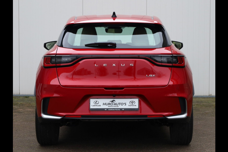 Lexus LBX Elegant 2WD | Premium Pack | Leder | El. Achterklep | LED