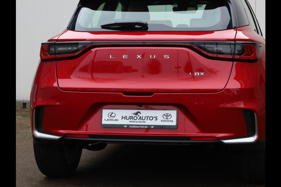 Lexus LBX Elegant 2WD | Premium Pack | Leder | El. Achterklep | LED