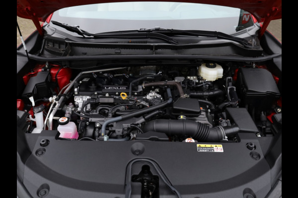 Lexus LBX Elegant 2WD | Premium Pack | Leder | El. Achterklep | LED