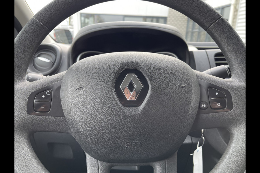 Renault Trafic 2.0 dCi 170pk T29 L2H2 Comfort / vaste prijs rijklaar € 19.950 ex btw / euro 6 diesel / lease vanaf € 366 / airco / cruise / navigatie / trekhaak / pdc achter !