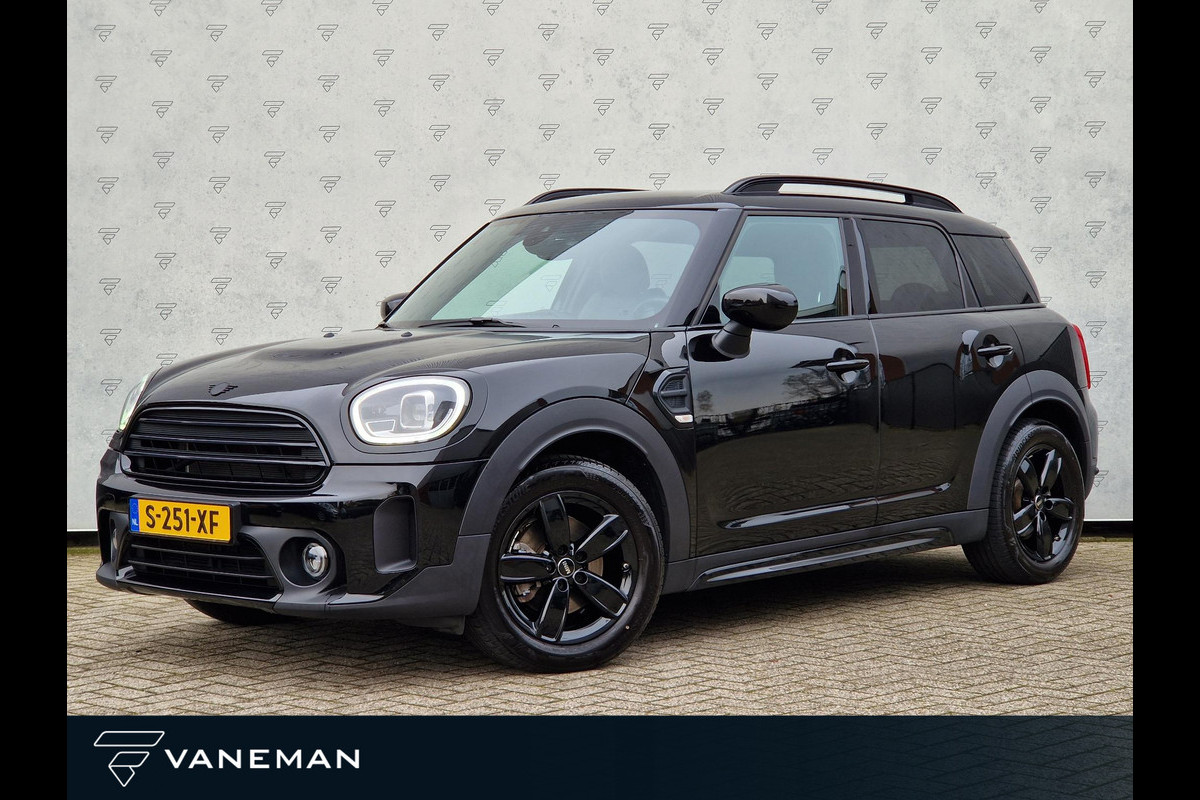 MINI Countryman 1.5 Cooper ALL4 | Automaat | JCW Exterior Pack | Black Pack | Leder | Stoelverwarming | LED | Keyless Entry | Navi | Camera