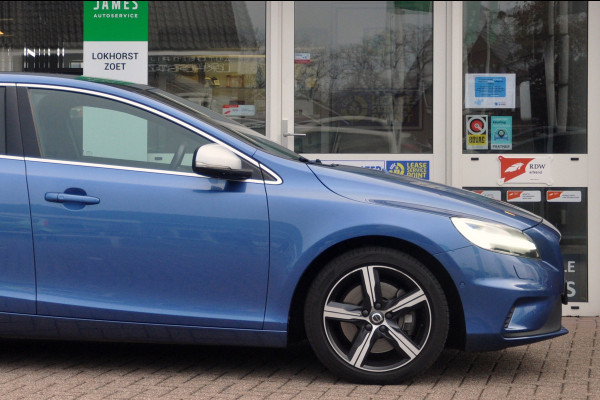 Volvo V40 1.5 T3 150 PK Polar+ Sport | R-Design | Camera | Panoramadak | Mooie staat!