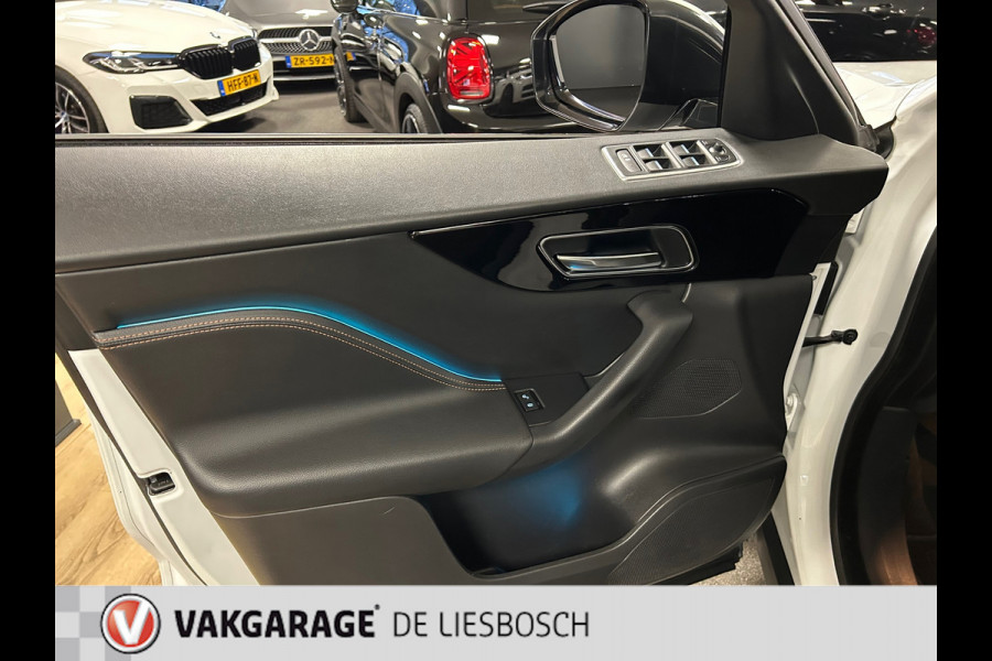 Jaguar F-Pace 2.0 Prestige AWD 25t / leder / navigatie / camera / led / stoelverwarming / 20 inch