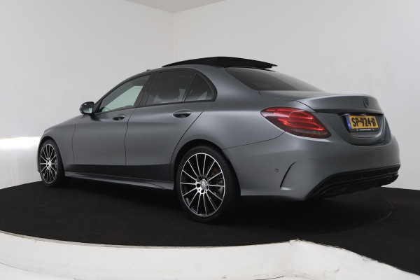 Mercedes-Benz C-Klasse 180 AMG Sport Edition Premium Plus (PANORAMADAK, CAMERA, STOELVERWARMING, NAVIGATIE, STUURBEDIENING)