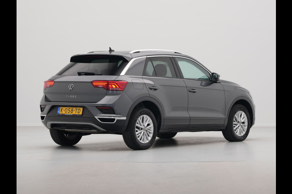 Volkswagen T-Roc 1.5 TSI 150pk DSG Style Business Navigatie Camera Acc Clima 111