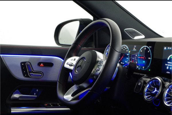 Mercedes-Benz EQA 250 AMG Line 67 kWh > Pano./Burmester/Night-pakket/Memory/Head-up