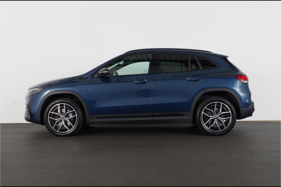 Mercedes-Benz EQA 250 AMG Line 67 kWh > Pano./Burmester/Night-pakket/Memory/Head-up