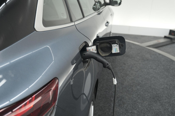 Renault MEGANE Estate 1.6 E-Tech Plug-In Hybrid 160 Business Zen | Navigatie | Camera | Climate Control | Apple Carplay