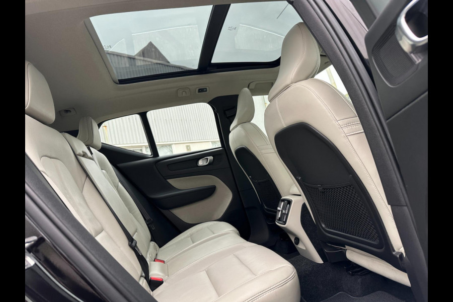 Volvo XC40 2.0 T4 INSCRIPTION SPORT 2019 1-EIG AUT PANO LEER NAP VOL LUXE