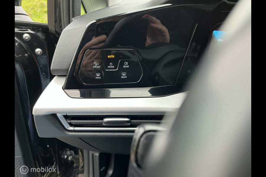 Volkswagen GOLF Variant 1.0 eTSI Life|navigatie|carplay|DAB|