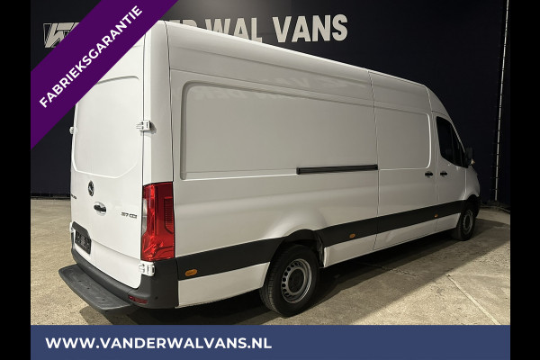 Mercedes-Benz Sprinter 317 CDI 170pk L3H2 Fabrieksgarantie Euro6 Airco | Camera | Cruise Control | Apple Carplay | Android Auto, Parkeersensoren, stoelverwarming