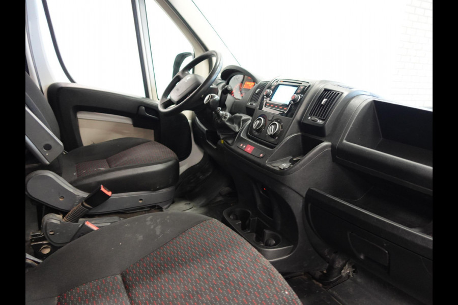 Peugeot Boxer 2.0 BlueHDI L3H2 Dubbele cabine Airco Navi Trekhaak Imperiaal Trap