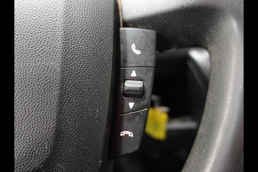 Peugeot Boxer 2.0 BlueHDI L3H2 Dubbele cabine Airco Navi Trekhaak Imperiaal Trap