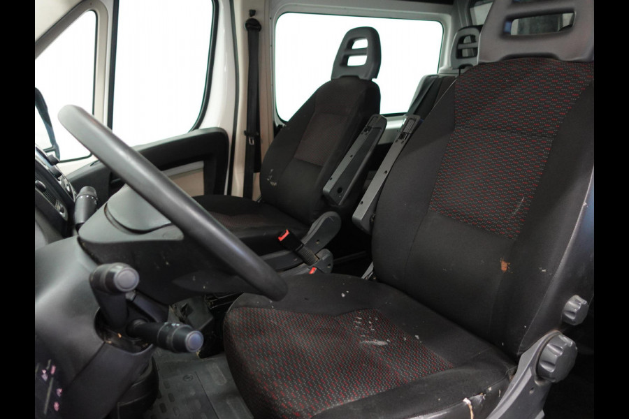 Peugeot Boxer 2.0 BlueHDI L3H2 Dubbele cabine Airco Navi Trekhaak Imperiaal Trap