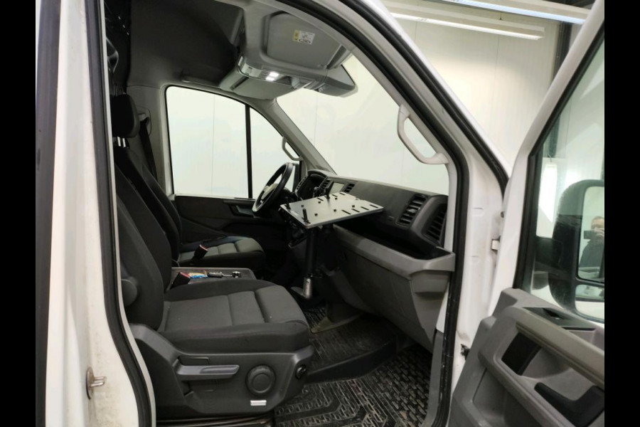 Volkswagen Crafter 35 2.0 TDI 140PK L3H3 (L2H2) Highline Airco Navi Cruise Control PDC VA+ Camera ERGO-Comfortstoel Trekhaak 3000kg