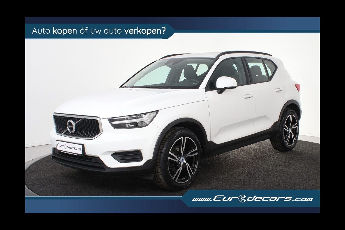 Volvo XC40 1.5 T2 Momentum *Navigatie*Standkachel*DAB*