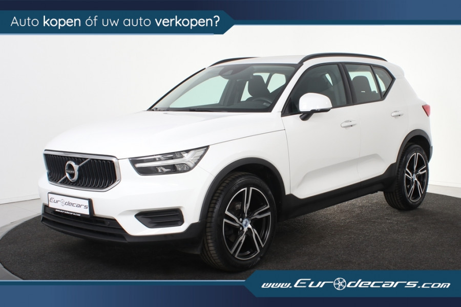 Volvo XC40 1.5 T2 Momentum *Navigatie*Standkachel*DAB*