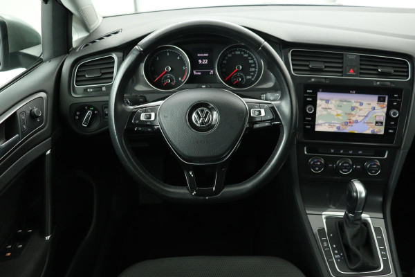 Volkswagen Golf 1.6 TDI Comfortline | 2e eigenaar | Carplay | Adaptive cruise | Navigatie | PDC | Climate control | Bluetooth | DAB