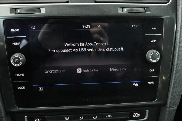 Volkswagen Golf 1.6 TDI Comfortline | 2e eigenaar | Carplay | Adaptive cruise | Navigatie | PDC | Climate control | Bluetooth | DAB