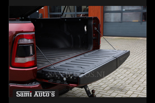 Dodge Ram 1500 5.7 V8 LIMITED | LUCHTVERING | DIGI CLUSTER | HUD | DIGI BINNENSPIEGEL | MULTI TAILGATE | NIGHT SPORT | LPG | NIGHT SPORT | KOELING/ VERWARMING | DELMONICO RED | Zeer mooie RAM limited met alle opties die er te verkrijgen zijn op de limited | Dubbele cabine | 5 Persoons | DC | Z.G.A.N |