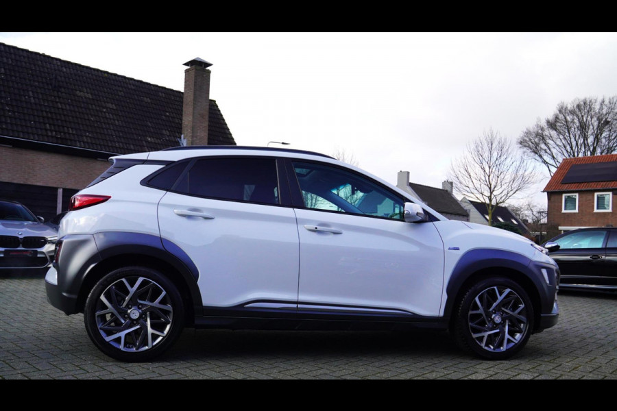 Hyundai Kona 1.6 GDI HEV Premium | Schuif/kanteldak | Stoelverwarming voor + achter | Stoelverkoeling | HuD | Leder | Trekhaak |