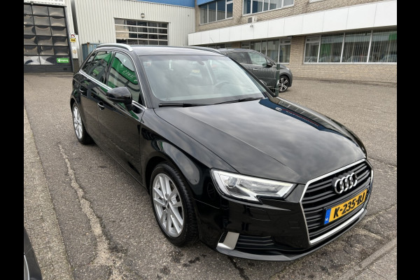 Audi A3 Sportback 30 TFSI Advance Sport