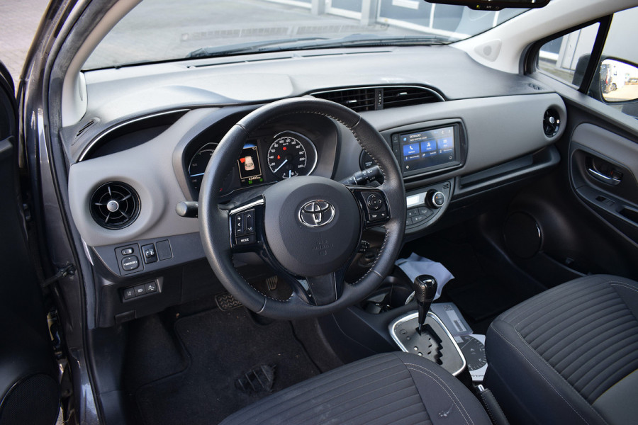 Toyota Yaris 1.5 Hybrid Dynamic | Automaat | Camera | Navi | Cruise