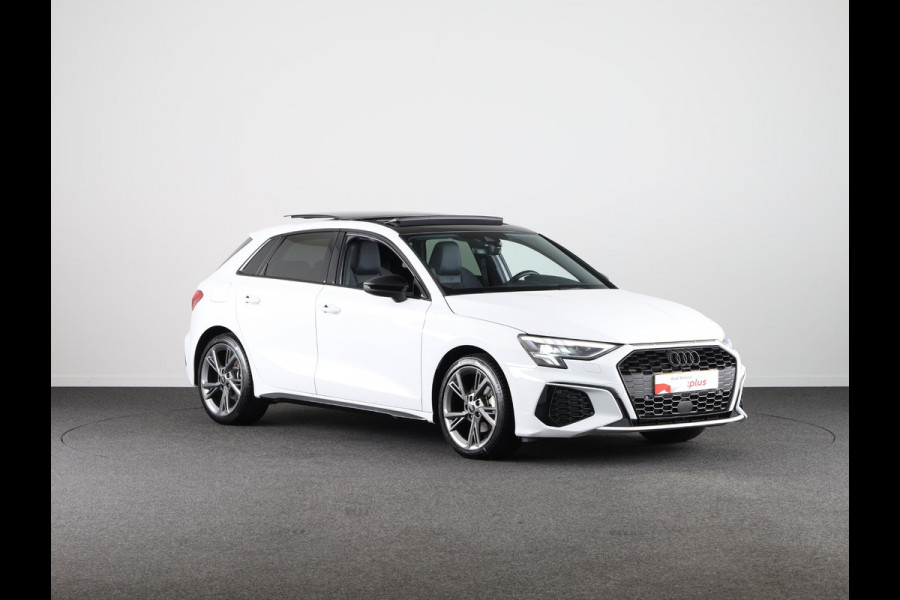 Audi A3 Sportback 35 TFSI S edition 150 pk S-tronic | Verlengde garantie | Navigatie | Panoramadak | Parkeersensoren achter | Adaptieve cruise control | S-Line |