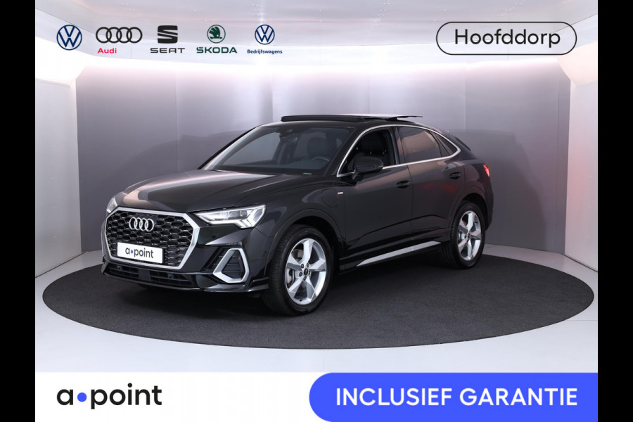 Audi Q3 Sportback 45 TFSI e S Edition 245 pk S-tronic | Private lease vanaf € 888,- pm | Verlengde garantie | Navigatie | Panoramadak | Elektr. trekhaak | Parkeersensoren (Park assist) | Stoelverwarming | S-Line |