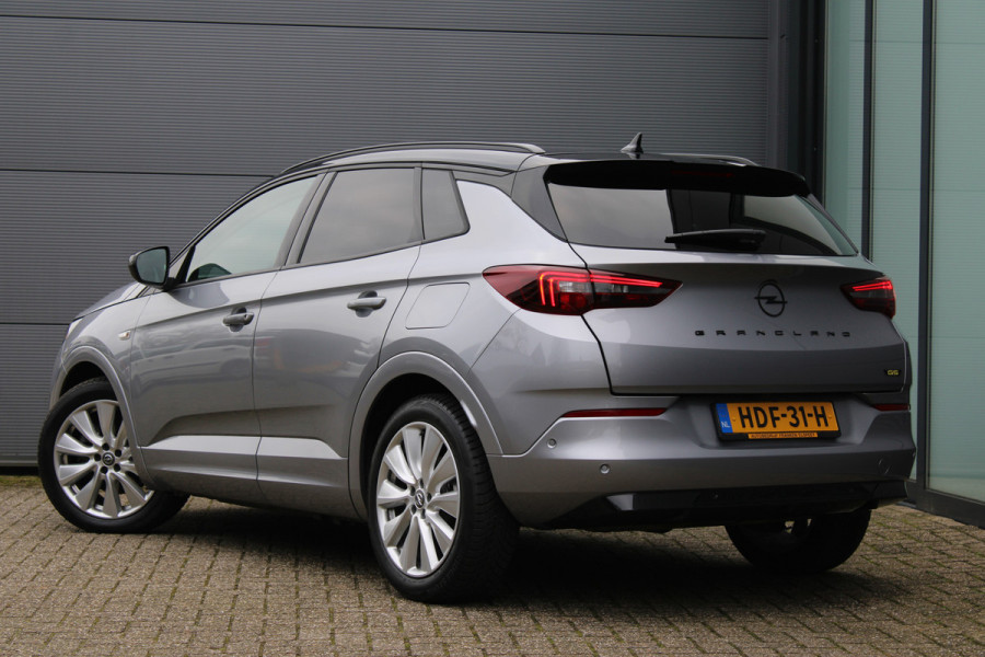 Opel Grandland 1.6 Turbo Plug-In Hybrid 4x4 GSe | Navigatie | Camera | BLIS | Adaptieve cruise