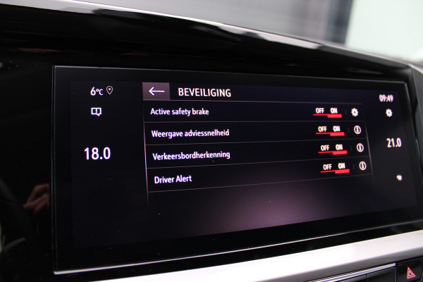 Opel Grandland 1.6 Turbo Plug-In Hybrid 4x4 GSe | Navigatie | Camera | BLIS | Adaptieve cruise