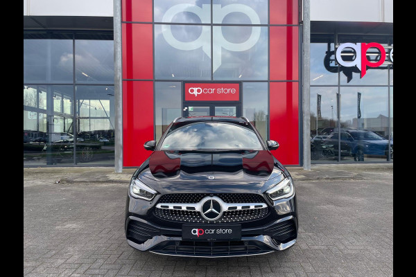 Mercedes-Benz GLA GLA 250e AMG Pakket Panorama Sfeerverlichting Camera voorzijde / achter