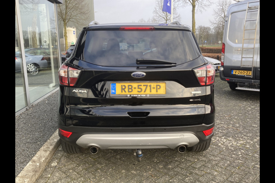 Ford Kuga 1.5 EcoBoost Titanium 150pk/110kW 6-bak | Trekhaak | Blind Spot | Rijstrook | Keyless | Privacy | etc. etc.