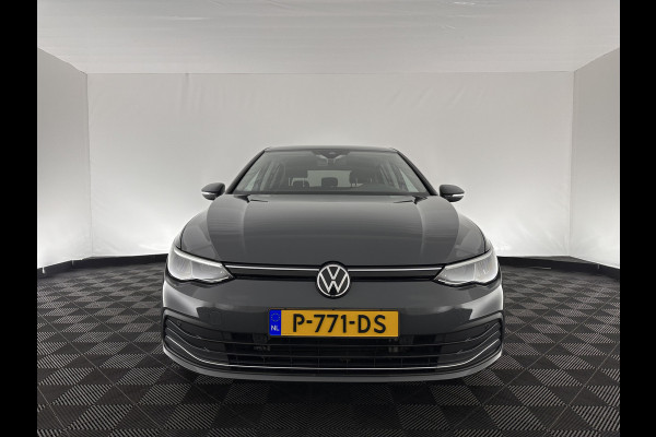 Volkswagen Golf 1.5 TSI Style-Pack *DIGI-COCKPIT | FULL-LED | COMFORT-SEATS | DAB+ | MICROFIBRE | KEYLESS | NAVI-FULLMAP | AMBIENT-LIGHT | ECC | TOWBAR | PDC | HEATED-SEATS | ADAPTIVE-CRUISE | CARPLAY | LANE-ASSIST | 16''ALU *