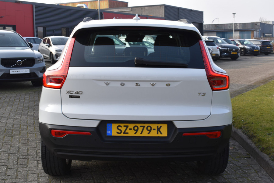 Volvo XC40 T3 156PK | Parkeersensoren voor en achter | Led verlichting | Trekhaak