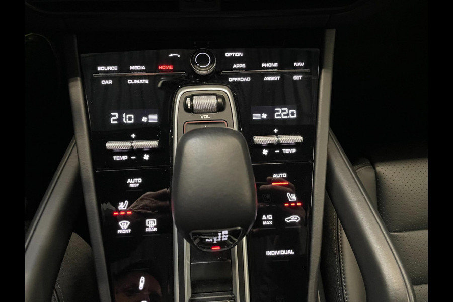 Porsche Cayenne 3.0 E-Hybrid SPORT CHRONO ACC PANODAK BTW CARPLAY LUCHTVERING PDLS PORSCHE-APPROVED 22-02-2026 VOL VOL