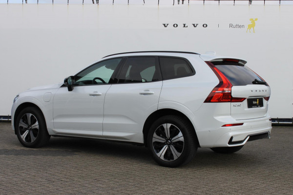 Volvo XC60 T6 Plug-in hybrid 350PK Automaat AWD Plus Dark Panoramisch schuif-kanteldak / Google infotainment / Lederen bekleding / 360graden camera / Apple Carplay