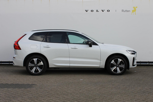 Volvo XC60 T6 Plug-in hybrid 350PK Automaat AWD Plus Dark Panoramisch schuif-kanteldak / Google infotainment / Lederen bekleding / 360graden camera / Apple Carplay