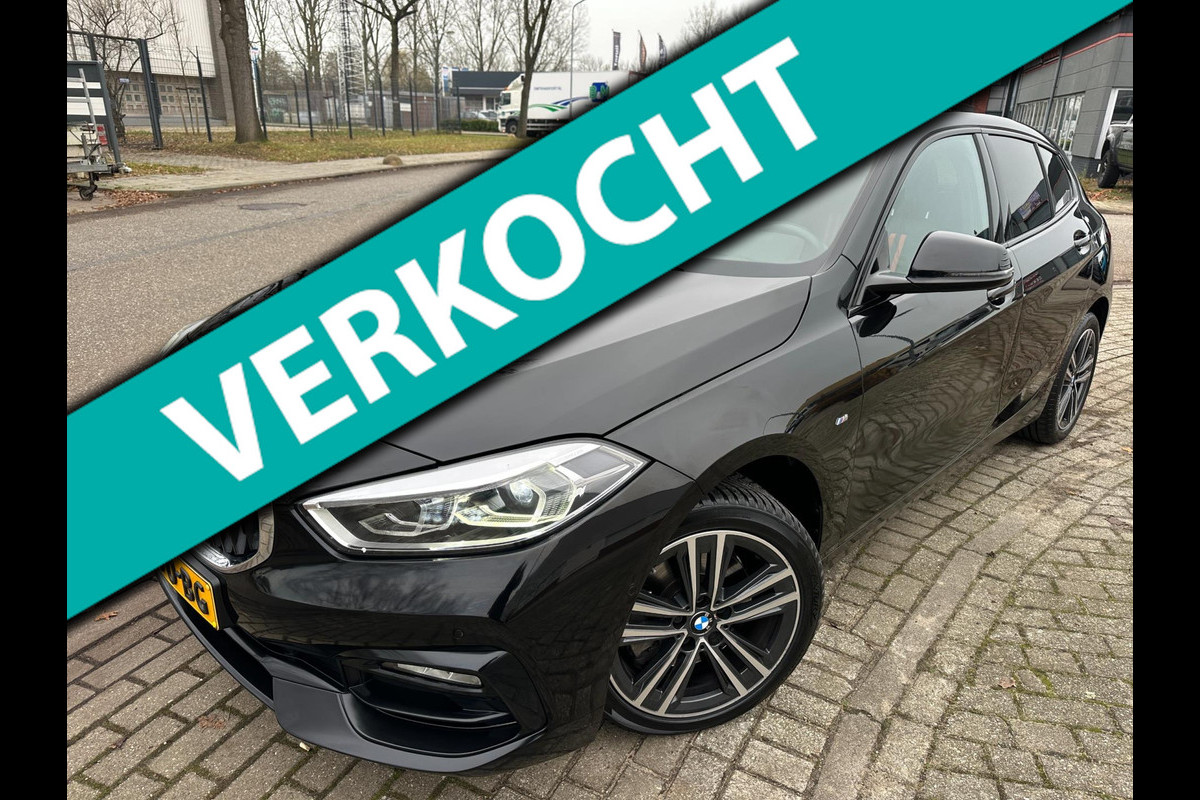 BMW 1-serie 118i 2022 140PK High/Executive M-Edition SPORT PANO LEER NAP