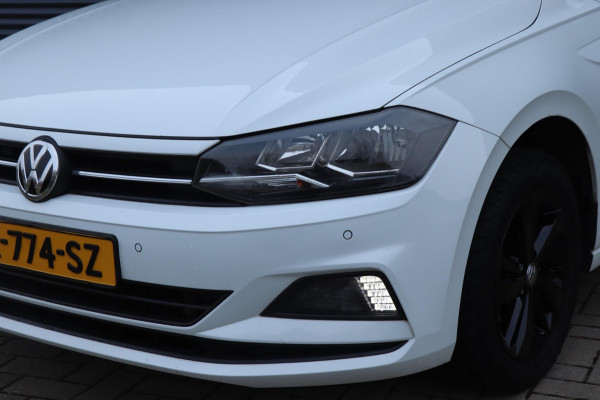 Volkswagen Polo 1.0 TSI Highline | DSG | PDC | Dealer onderhouden | Nette auto!