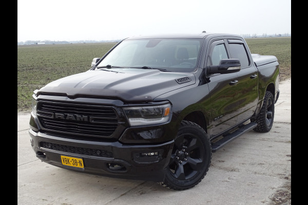 Dodge Ram 1500 Bighorn 5.7 V8 4x4 Crew Cab