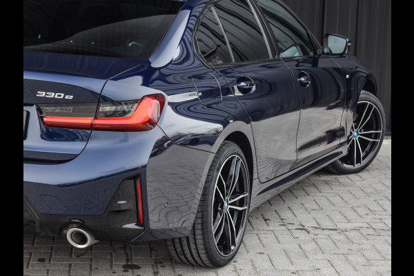 BMW 3-serie 330e xDRIVE | M-SPORT | TREKHAAK | SPORTSTOELEN | ACTIVE CRUISE CONTROL | CAMERA | LEDEREN BEKLEDING | DAB+ | HIFI SOUND | SHADO